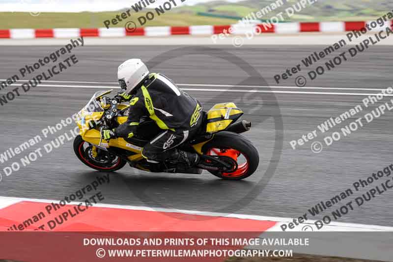 cadwell no limits trackday;cadwell park;cadwell park photographs;cadwell trackday photographs;enduro digital images;event digital images;eventdigitalimages;navarra;no limits trackdays;peter wileman photography;racing digital images;trackday digital images;trackday photos